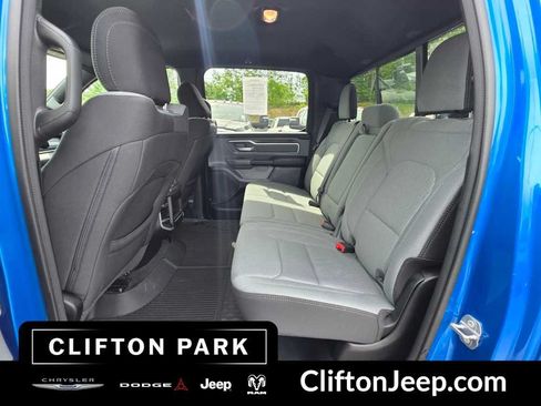 Used 2022 RAM 1500 Big Horn AWD/4WD image 13