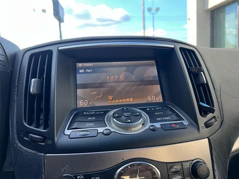 Used 2010 INFINITI G37 Journey w/ Premium Pkg image 44