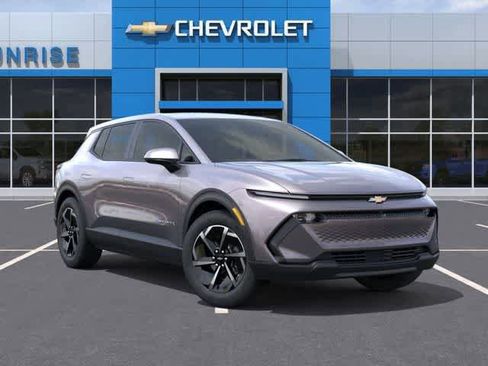 New 2026 Chevrolet Equinox EV LT image 8