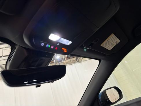 Used 2026 Chevrolet Equinox ACTIV w/ Convenience Package III FWD image 19