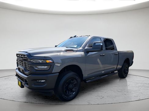 New 2026 RAM 2500 Tradesman AWD/4WD image 7