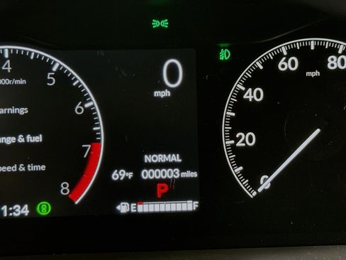 New 2026 Honda Odyssey Touring image 13