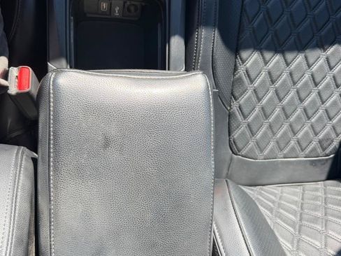 Used 2018 Honda CR-V EX-L image 16