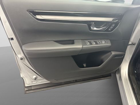 Used 2025 Honda CR-V EX-L image 7