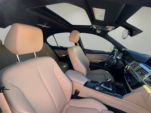 Used 2018 BMW 330i xDrive Sedan image 25