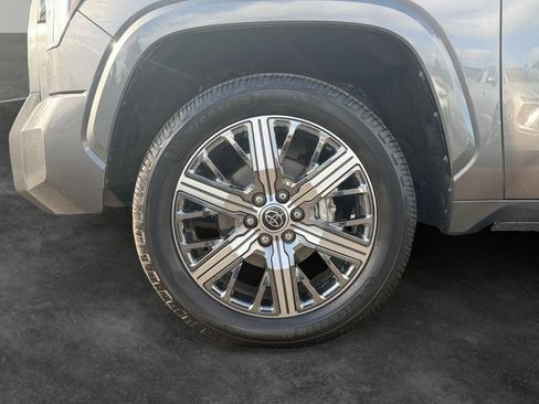 Used 2024 Toyota Tundra Capstone AWD/4WD image 4