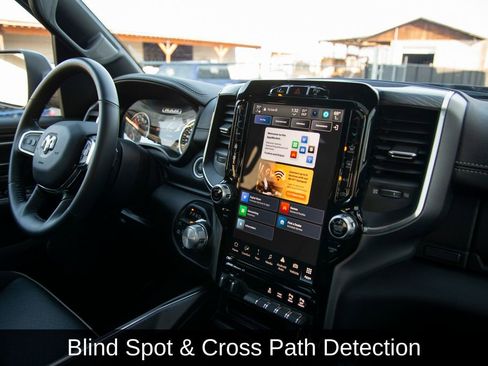 Used 2024 RAM 1500 Laramie image 27