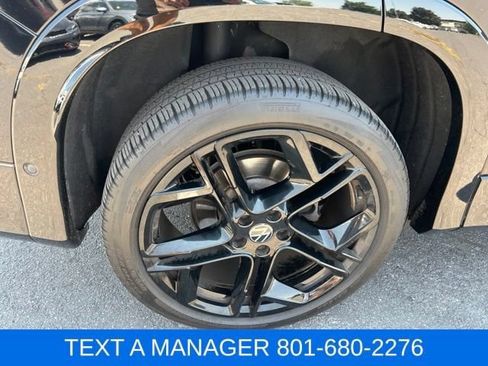 Used 2025 Volkswagen Tiguan SE R-Line AWD/4WD image 6