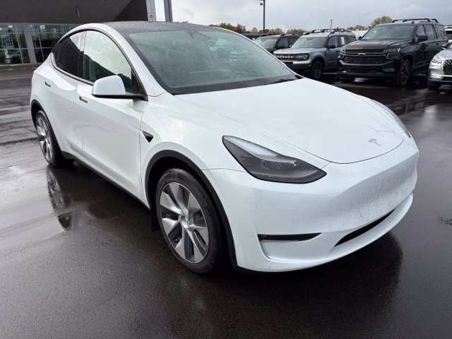 Used 2023 Tesla Model Y Long Range AWD/4WD image 10