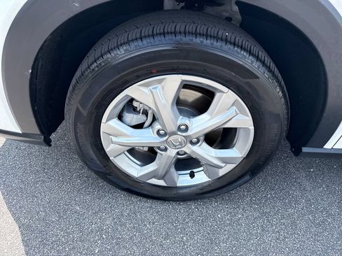Certified 2025 Honda HR-V LX image 38