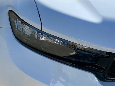 New 2025 Jeep Grand Cherokee L Laredo image 13