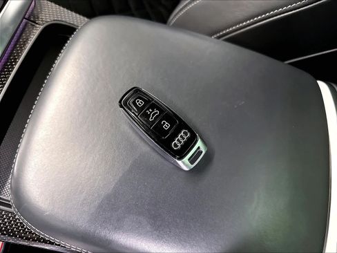 Used 2023 Audi SQ8 Prestige w/ Prestige Package AWD/4WD image 13