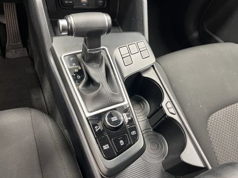 Used 2023 Kia Sportage LX FWD image 26