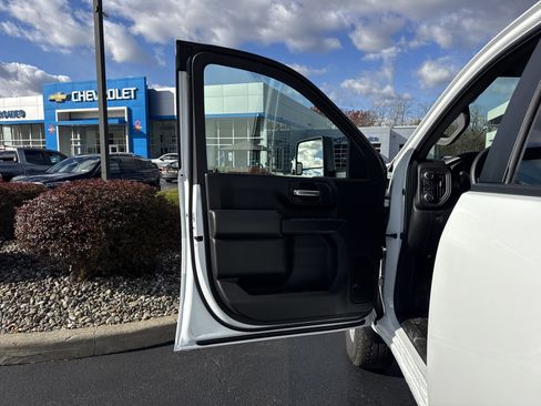 New 2026 GMC Sierra 2500 Pro image 11