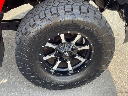 Used 2017 Ford F250 XLT w/ XLT Value Package image 24