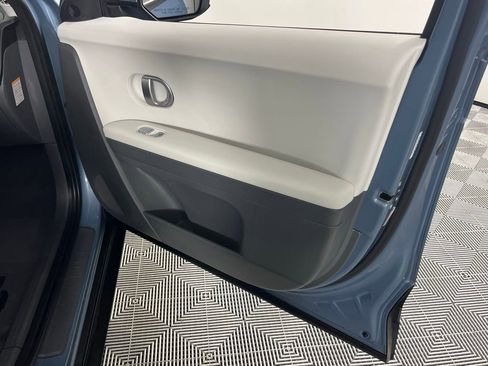 Used 2024 Hyundai Ioniq 5 SEL image 31