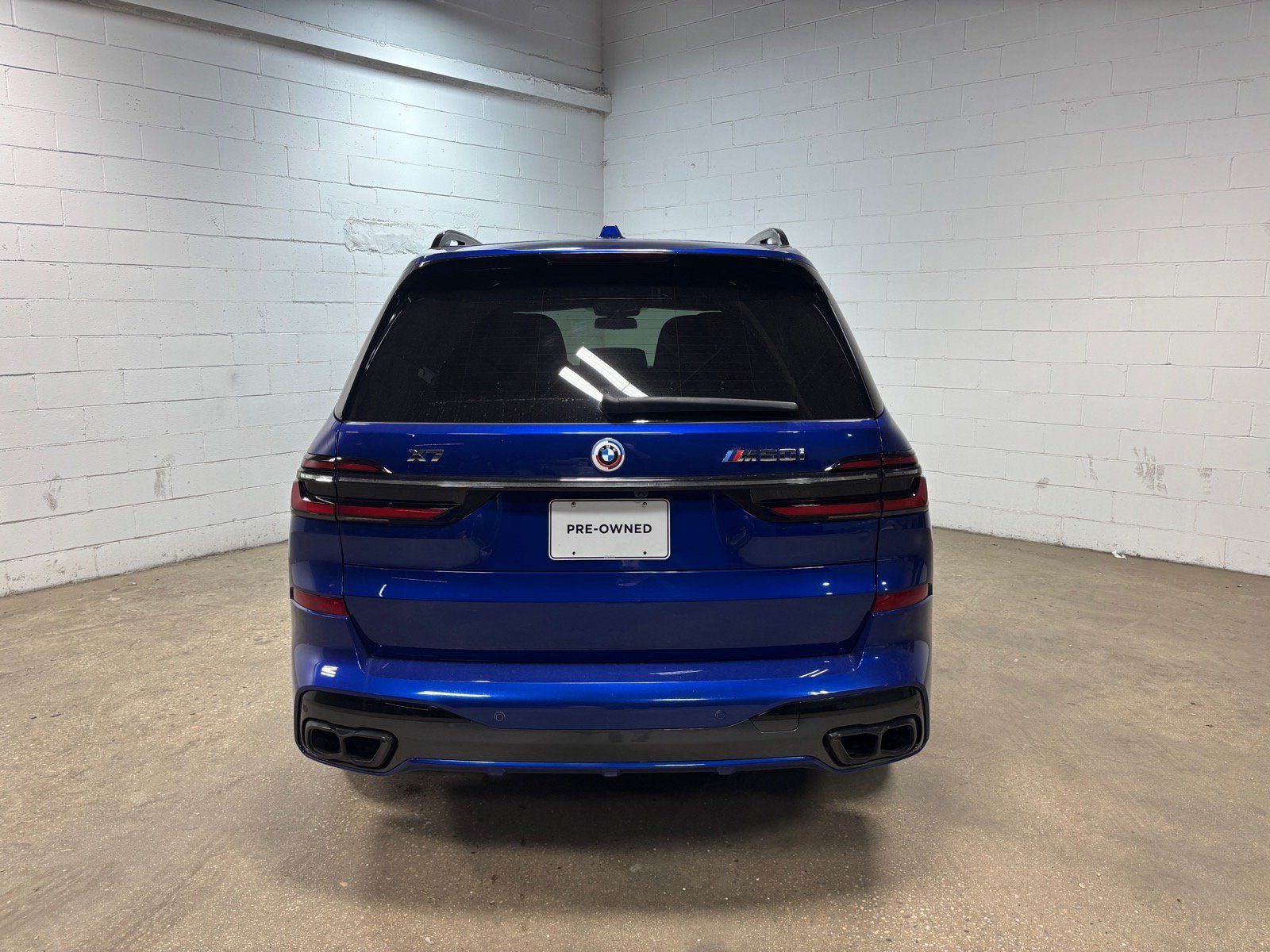 Used 2023 BMW X7 M60i w/ Executive Package AWD/4WD image 8