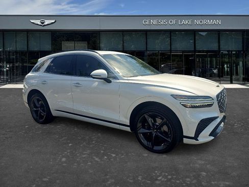 Used 2026 Genesis GV70 3.5T Sport Prestige AWD/4WD image 3