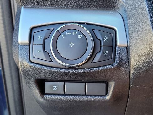 Used 2017 Ford Explorer XLT w/ Equipment Group 202A image 24