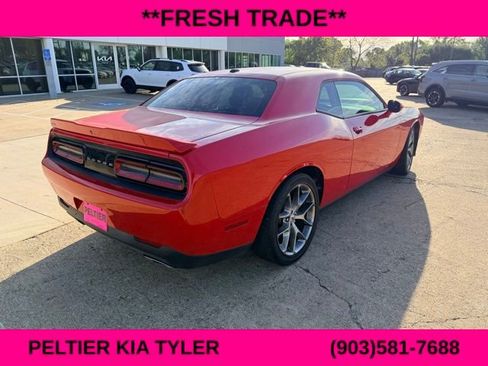 Used 2022 Dodge Challenger GT image 11