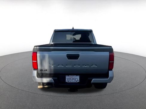 Used 2025 Toyota Tacoma TRD Off-Road image 12