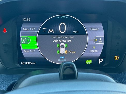 Used 2022 Chevrolet Bolt EUV Premier w/ Super Cruise Package image 39