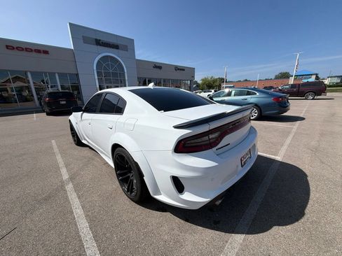 Used 2021 Dodge Charger Scat Pack RWD image 11