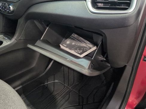 Used 2024 Chevrolet Equinox LT w/ LPO, Floor Liner Package FWD image 27
