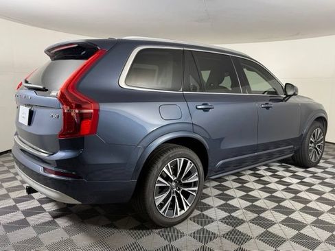 Used 2022 Volvo XC90 T6 Momentum w/ Advanced Package AWD/4WD image 7