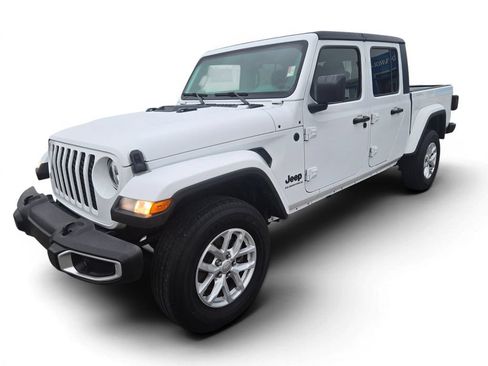 Used 2023 Jeep Gladiator Sport AWD/4WD image 1
