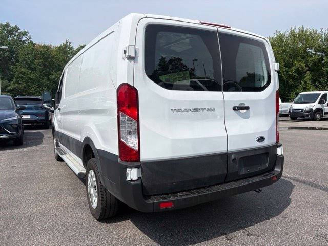 Used 2025 Ford Transit 250 Low Roof w/ Exterior Upgrade Package RWD image 3