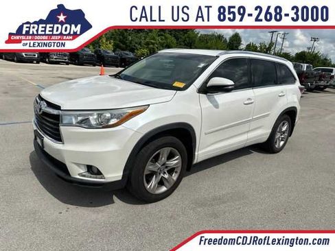 Used 2016 Toyota Highlander Limited AWD/4WD image 1