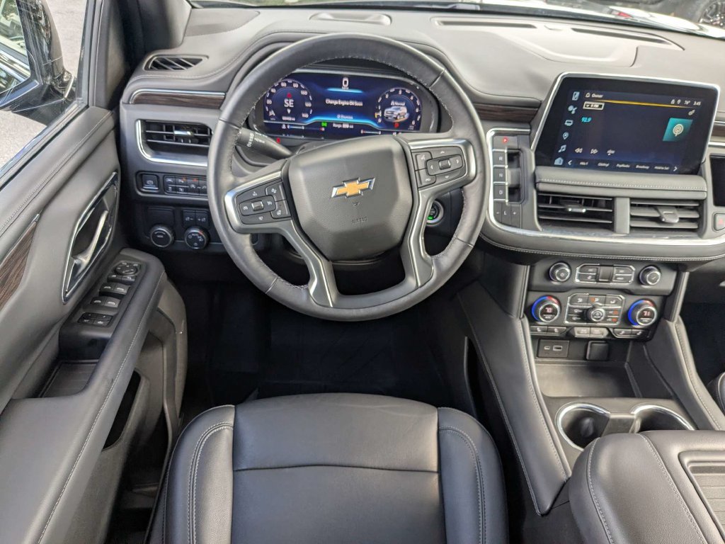Used 2022 Chevrolet Tahoe LT w/ Luxury Package RWD image 21