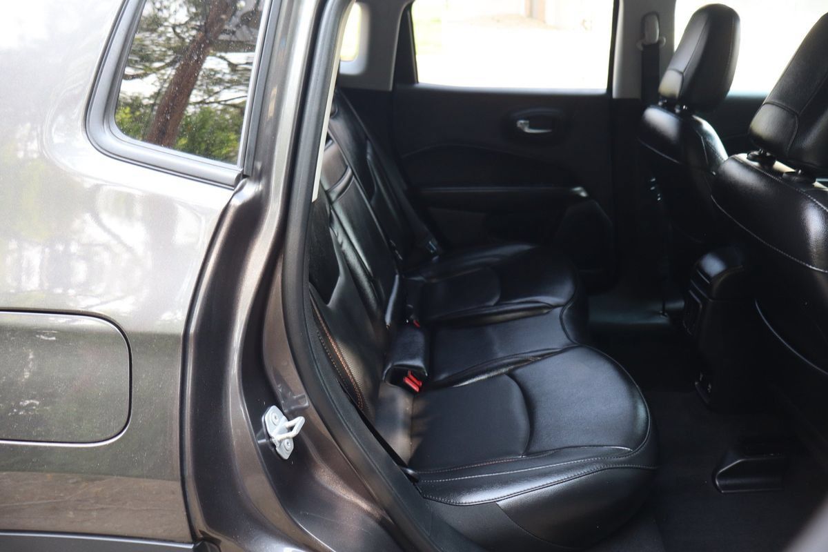 Used 2019 Jeep Compass Limited AWD/4WD image 21