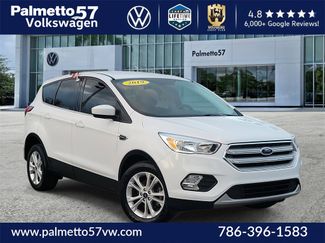 Used 2019 Ford Escape SE video 1