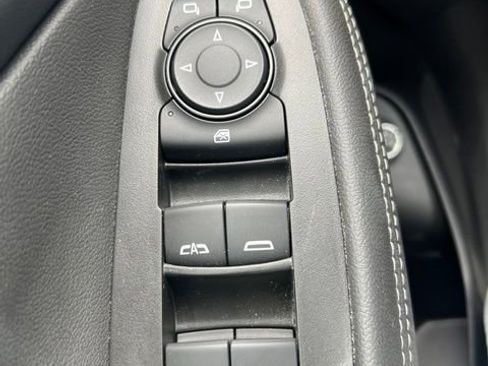 Used 2024 Buick Encore GX Preferred w/ Comfort Package AWD/4WD image 14