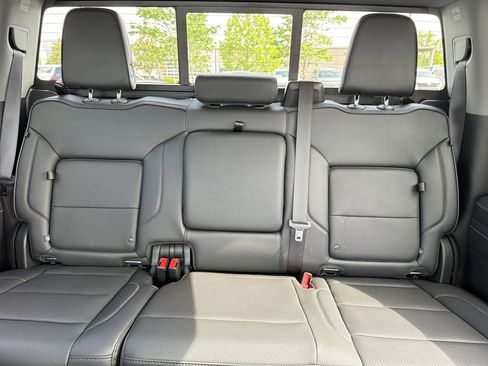 Used 2023 GMC Sierra 1500 Denali w/ Technology Package AWD/4WD image 29
