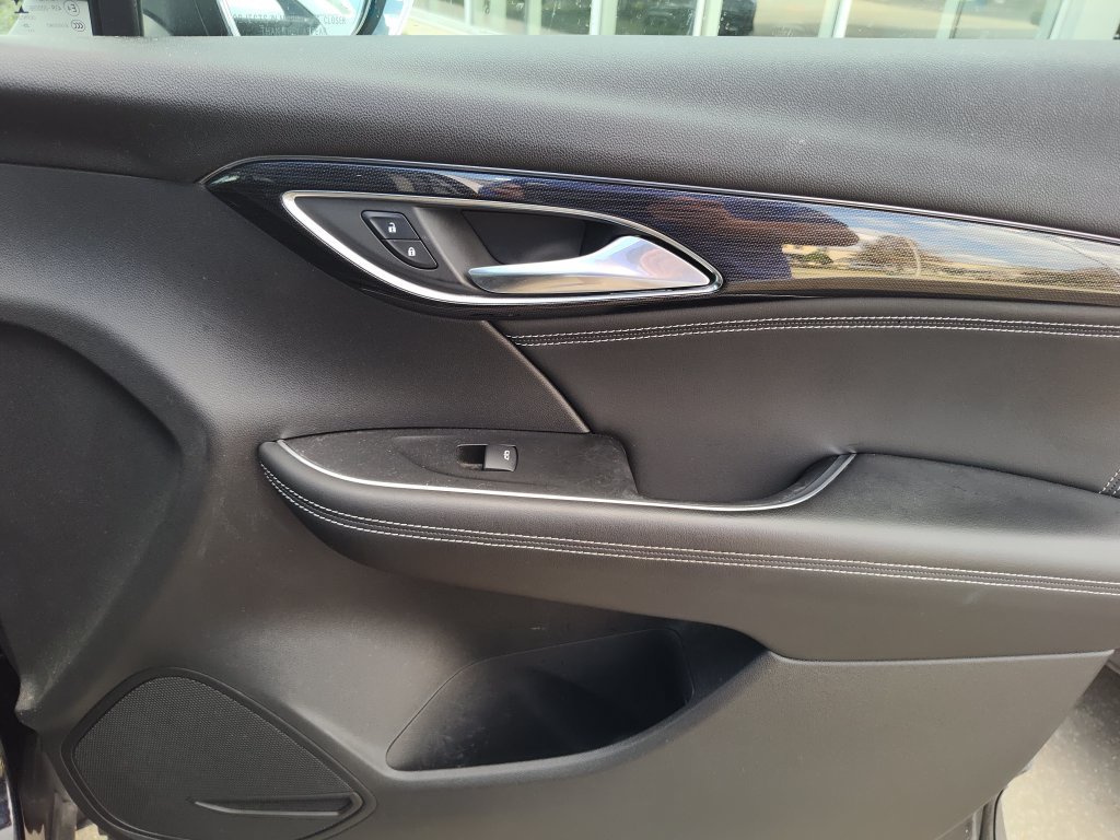 Used 2021 Buick Envision Preferred FWD image 31