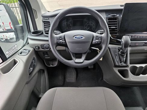 Used 2024 Ford Transit 350 XLT RWD image 17