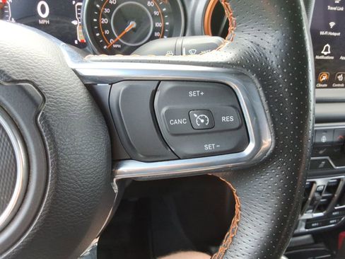 Used 2023 Jeep Gladiator Mojave w/ Cold Weather Group AWD/4WD image 26