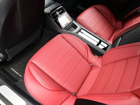 Certified 2025 Porsche Panamera 4 E-Hybrid AWD/4WD image 15