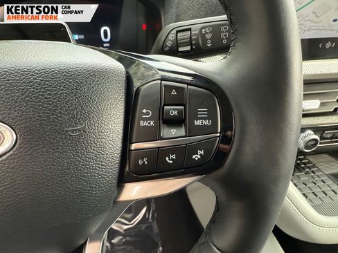 Used 2025 Ford Explorer Platinum w/ LUX Leather Package image 15