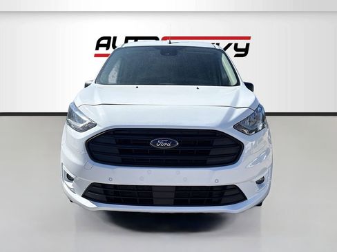 Used 2023 Ford Transit Connect XLT image 2