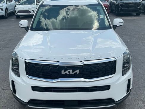 Used 2022 Kia Telluride EX FWD image 4