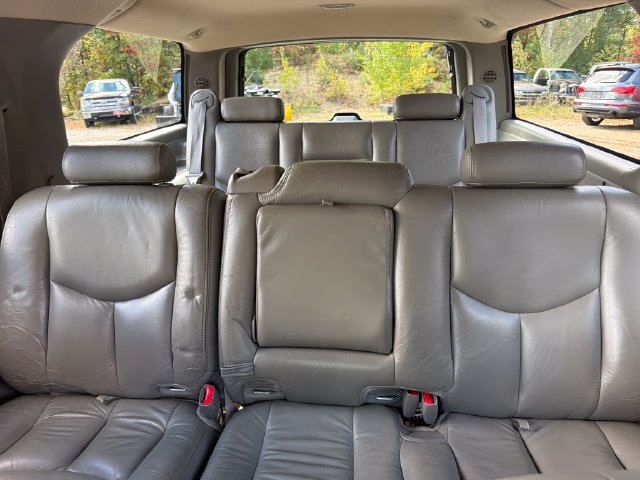Used 2003 Chevrolet Suburban LT w/ LT Preferred Equipment Group AWD/4WD image 20