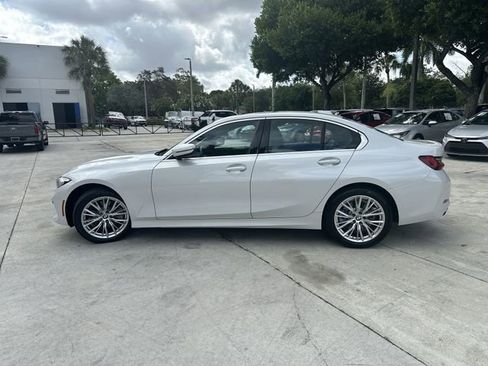 Used 2024 BMW 330i Sedan w/ Convenience Package RWD image 16