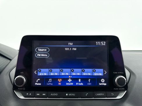 Used 2021 Nissan Sentra SV image 19