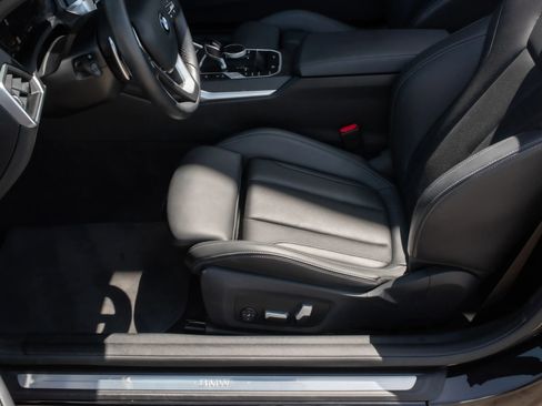 Used 2023 BMW 430i Convertible w/ Convenience Package RWD image 11