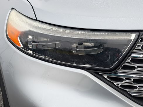 Used 2020 Ford Explorer Limited image 5