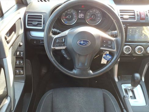 Used 2016 Subaru Forester 2.5i Premium image 5